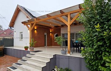 Eladó családi ház