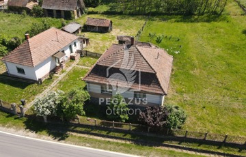 Eladó családi ház