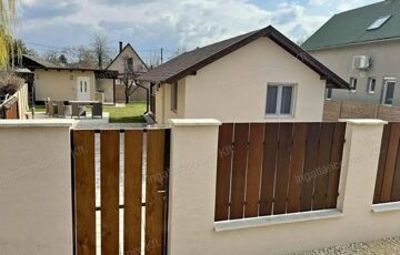 Eladó családi ház