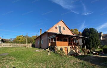 Eladó családi ház