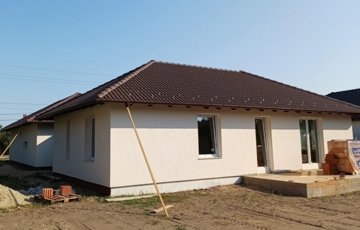 Eladó családi ház