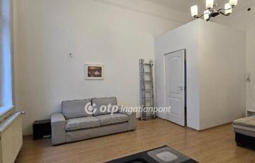 Eladó lakás