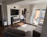 Eladó családi ház Pér 99 900 000 Ft