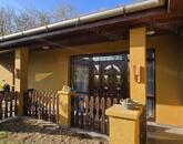 Cegléd külterületén eladó mediterrán stílusú családi ház!