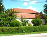 Eladó családi ház Komárom 75 000 000 Ft