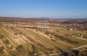 Eladó telek/földterület