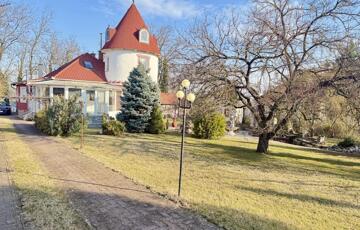 Eladó családi ház