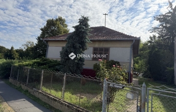 Eladó családi ház