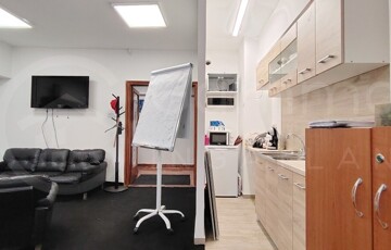 Eladó iroda/üzlethelyiség