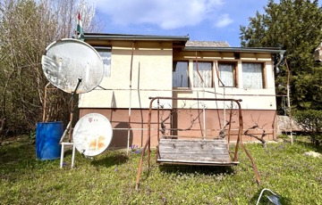 Eladó telek/földterület