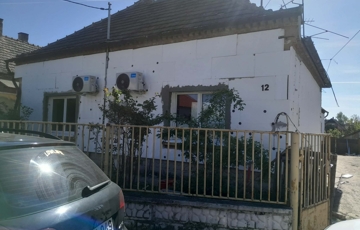 Eladó családi ház