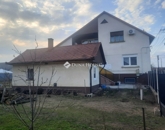 Eladó családi ház Újhartyán 99 900 000 Ft