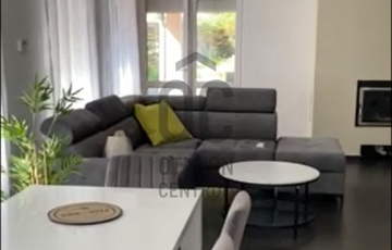 Kiadó családi ház