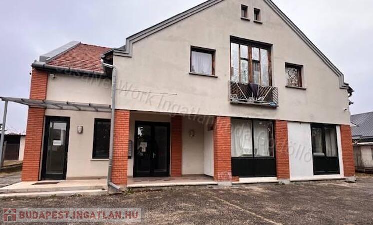 Irodának/raktárnak/vállalkozásnak                                 