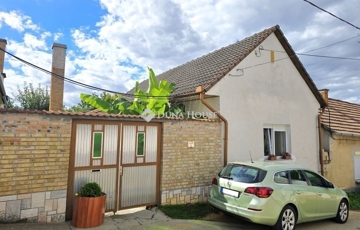 Eladó családi ház