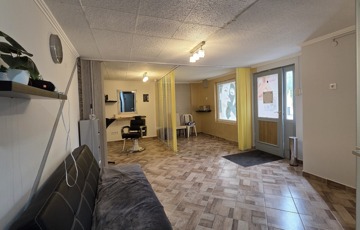 Eladó iroda/üzlethelyiség