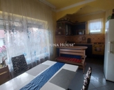 Eladó családi ház Kakasd 69 900 000 Ft