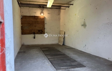 Kiadó garázs
