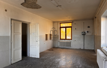 Eladó iroda/üzlethelyiség