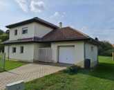 Eladó családi ház Pécs 750 000 Euro