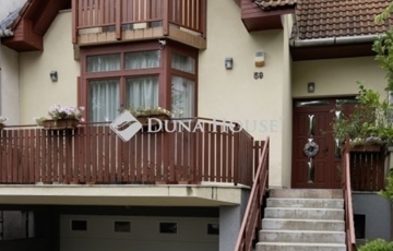 Eladó családi ház