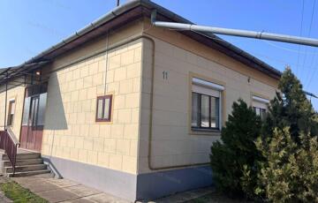 Eladó családi ház