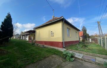 Eladó családi ház