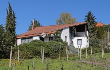 Eladó családi ház