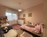 Eladó családi ház Debrecen 139 900 000 Ft