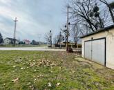 Eladó 20 m2-es szélső garázs Tatabánya-Kertváros lakóövezetében!