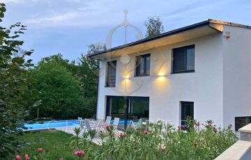 Eladó családi ház