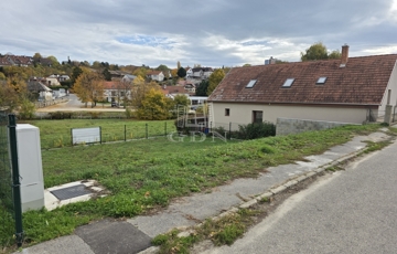 Eladó telek/földterület