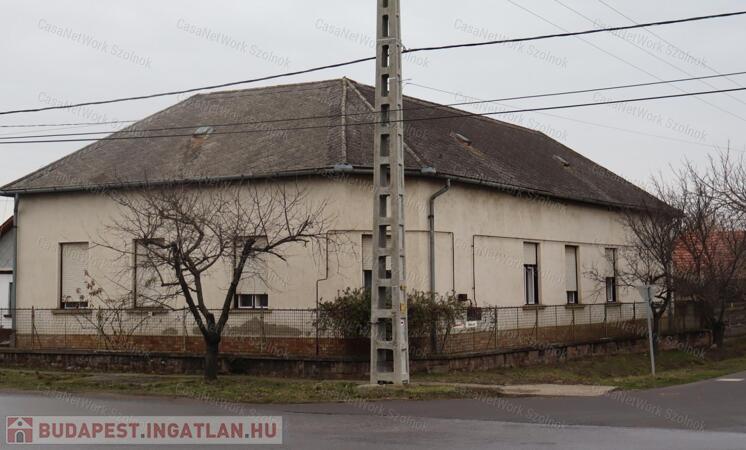 Eladó családi ház, Tápiógyörgye                                 