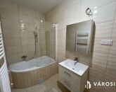 Eladó családi ház Hajdúsámson 95 000 000 Ft