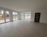 Eladó családi ház Kótaj 99 000 000 Ft