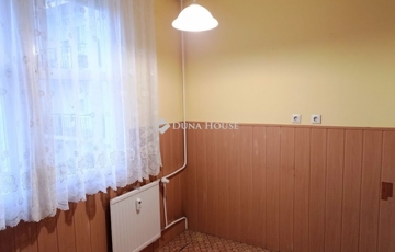 Eladó lakás