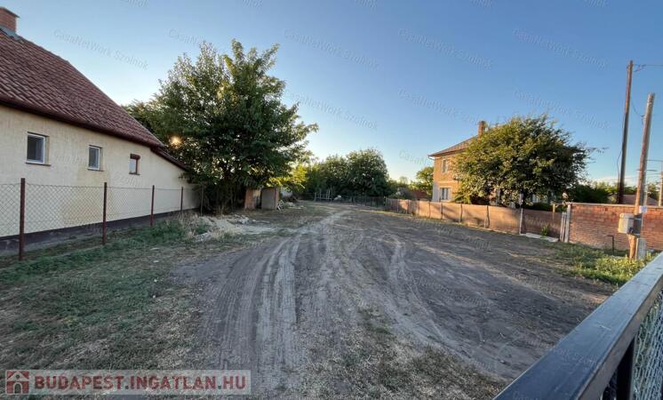 Abonyban eladó építési telek!                                 