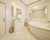 Eladó családi ház Budapest XVI. ker 349 000 000 Ft