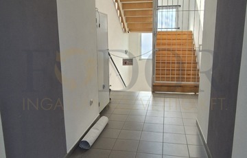 Eladó iroda/üzlethelyiség