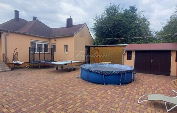 Eladó családi ház