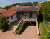 Eladó családi ház Vác 345 000 000 Ft