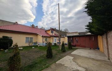 Eladó iroda/üzlethelyiség