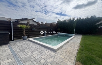 Eladó családi ház