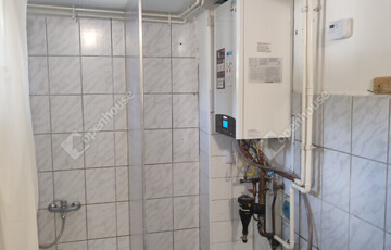 Kiadó családi ház