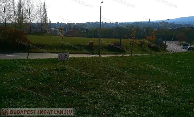 Befektetési terület a város frekventált pontján                                 