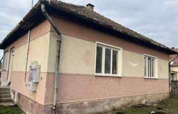 Eladó családi ház