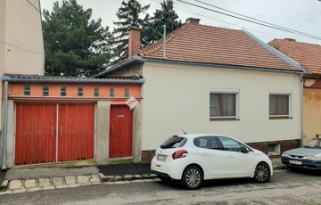 Eladó családi ház