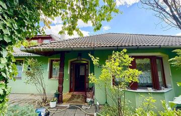 Eladó családi ház