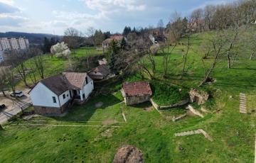 Eladó családi ház