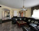 Eladó családi ház Győr 205 825 500 Ft
